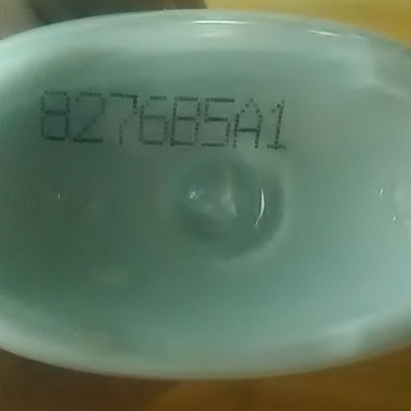 Bath & body works frosted coconut snowball lotion - Picture 2 of 4